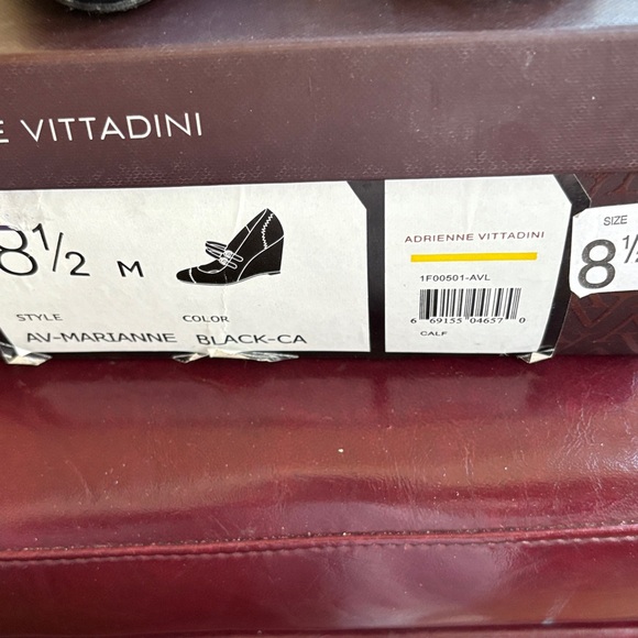 Adrienne Vittadini Black Double Strap Heels - Picture 11 of 11